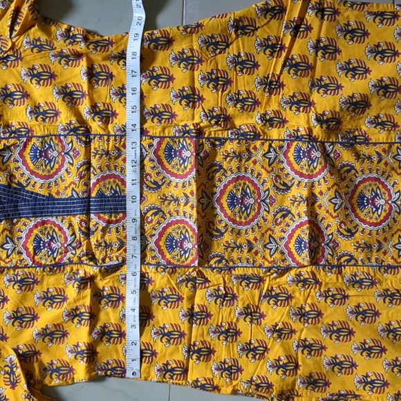 L Printed Kurta - Picture 9 of 10